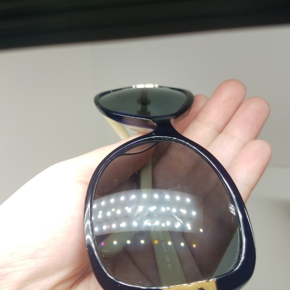 Tory Burch RX Olive Block T-Hinge Sunglasses 937/17 - Picture 6 of 14